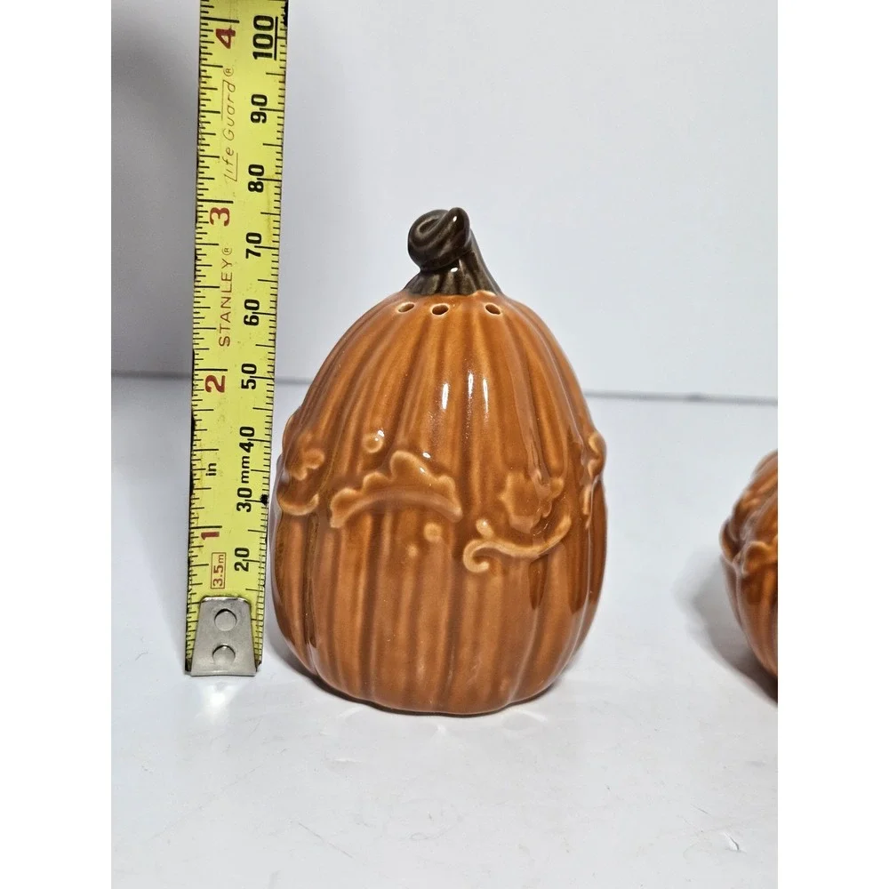 Ceramic Pumpkin Salt and Pepper Shakers Set Fall Thanksgiving Harvest Decor